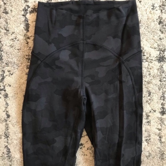 Lululemon camouflage leggings - Picture 3 of 5